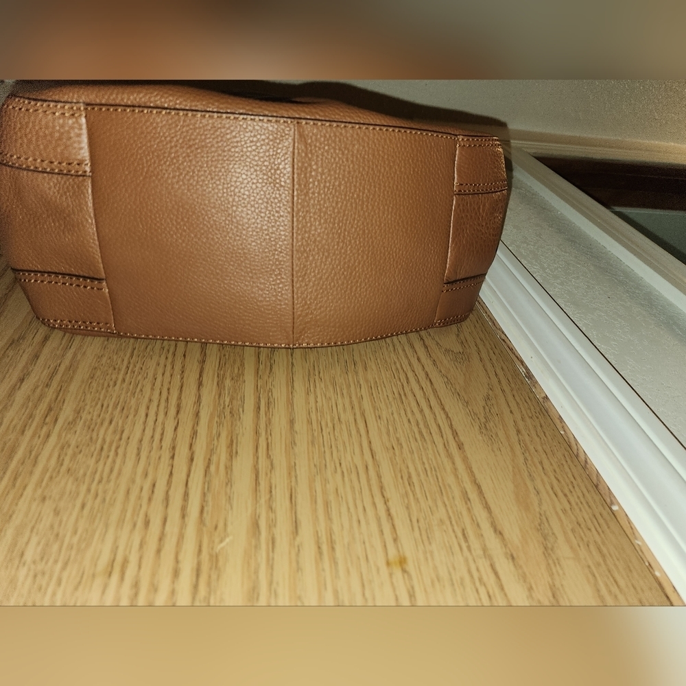 Micheal kors leather shoulder bag guc see pics - Picture 3 of 11